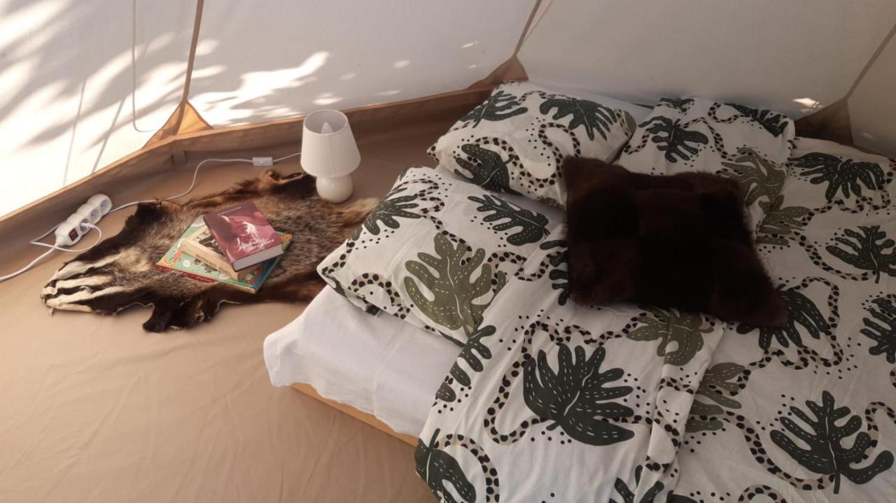 Glamping Fluffy Horns - Glempings Pukainie Ragi Plieņciems Exterior foto